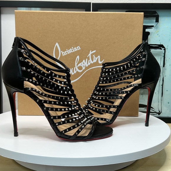 Christian Louboutin Black Heeled Shoes - Picture 7 of 16